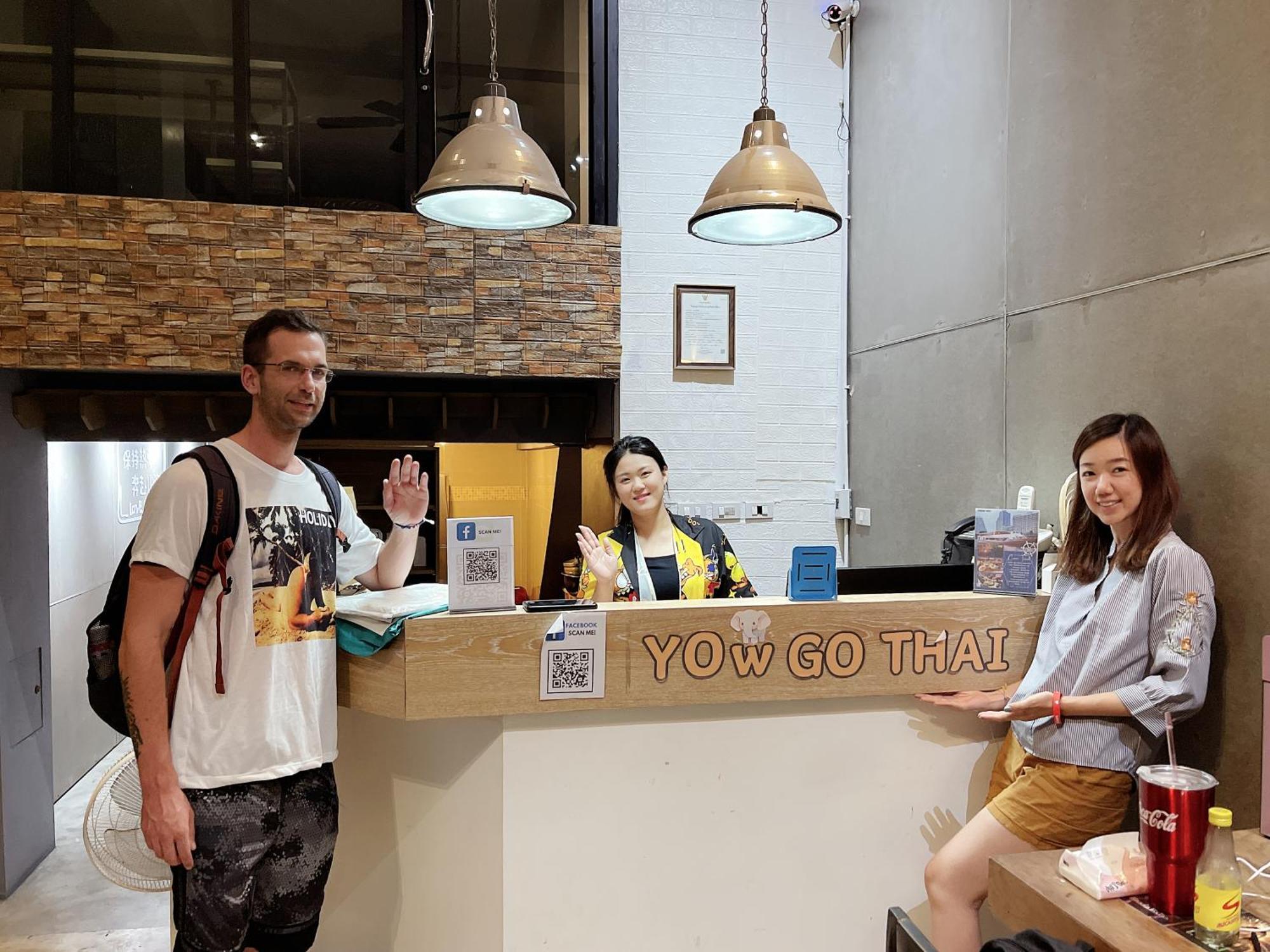 Yowgothai Hostel Bangkok Bagian luar foto