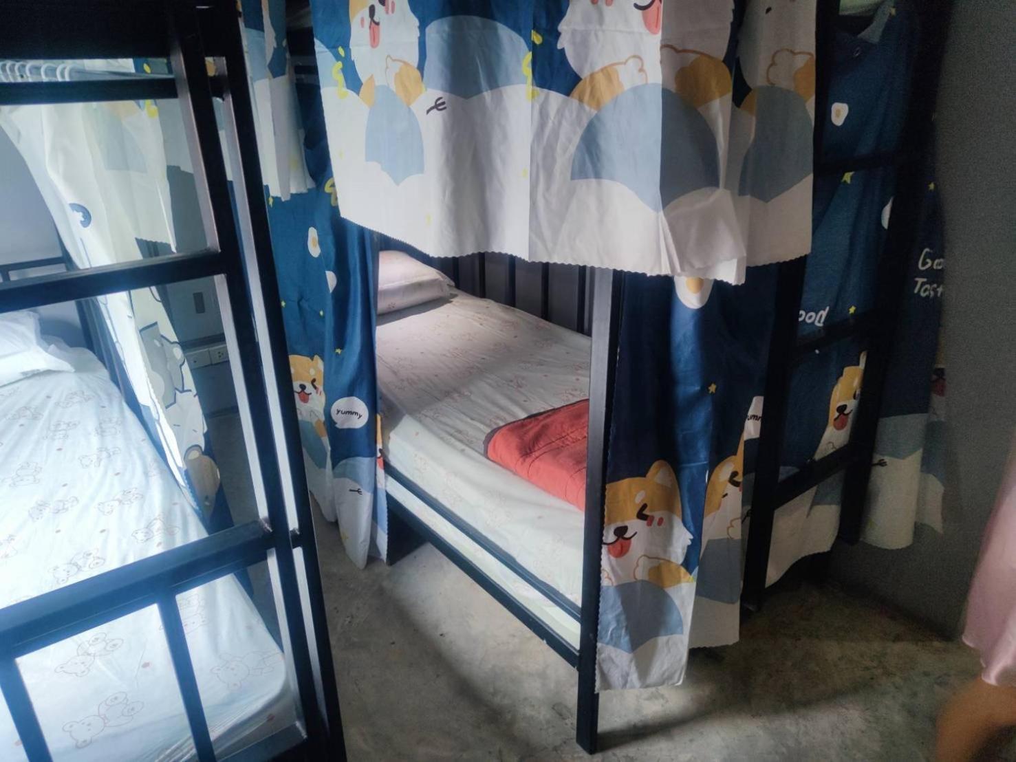 Yowgothai Hostel Bangkok Bagian luar foto